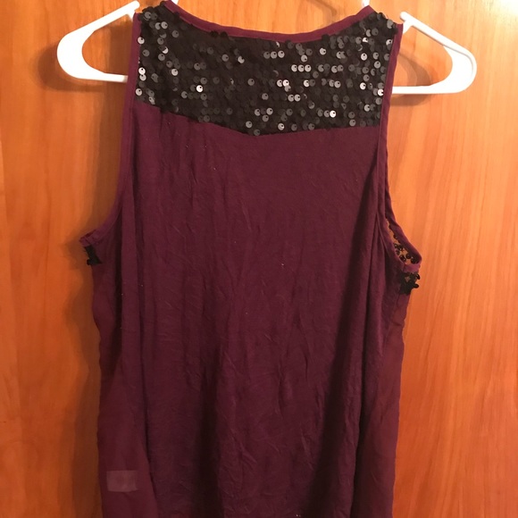 Sequined shoulder top - Picture 2 of 4
